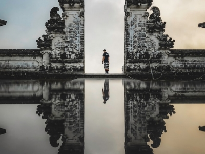 Embracing Romance in Paradise: Bali Tour Packages for Couples.